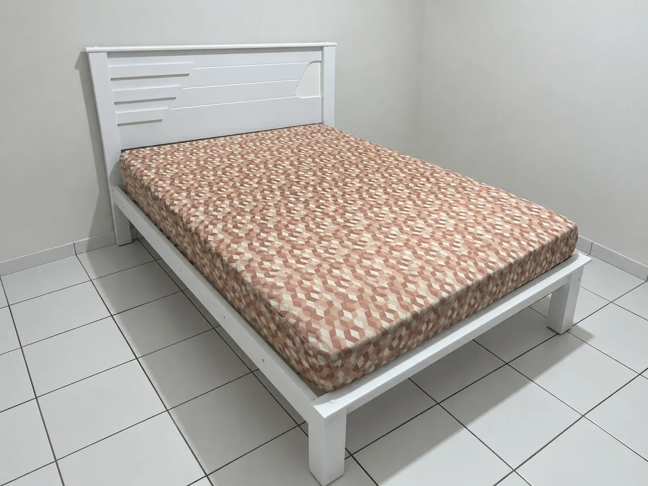 Vende se cama de casal 