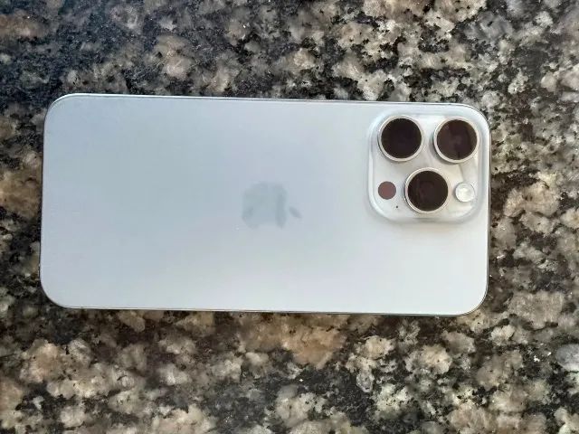 iPhone 15 pro max  - Foto 2