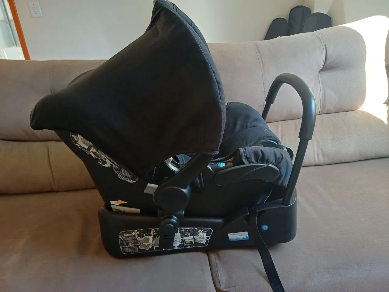 Carrinho de Bebê com Bebê Conforto Safety 1st - Foto 2