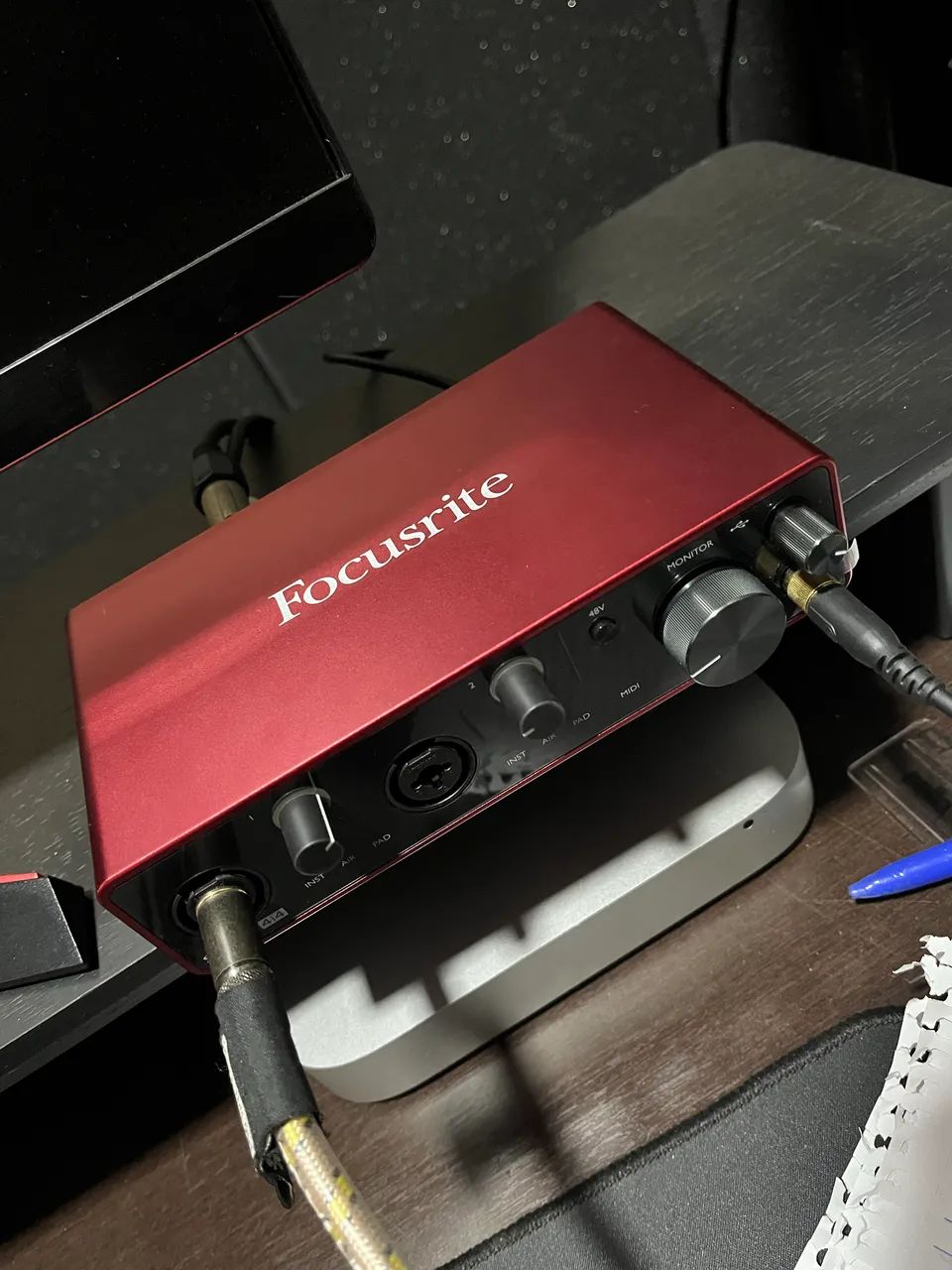 Focusrite Scarlett 4i4 3grd - Foto 4