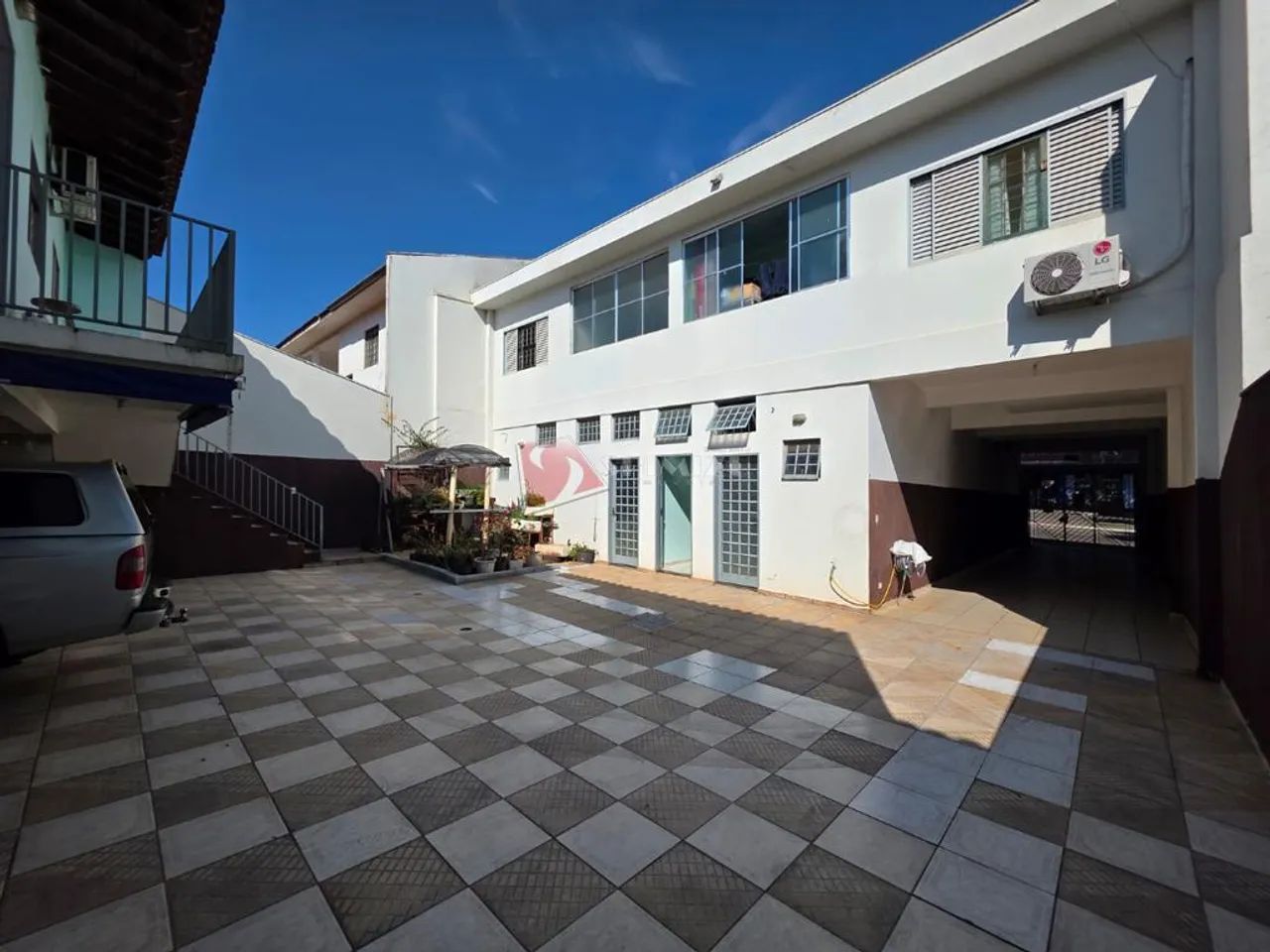Sobreloja para alugar em Maringá, Parque das Grevíleas, com 3 quartos, com 100 m² - Foto 4