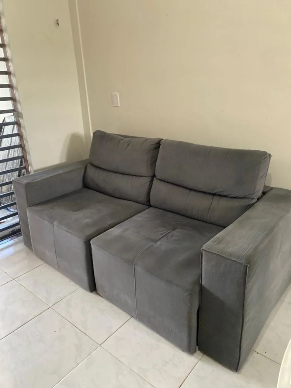 Sofá reclinável 