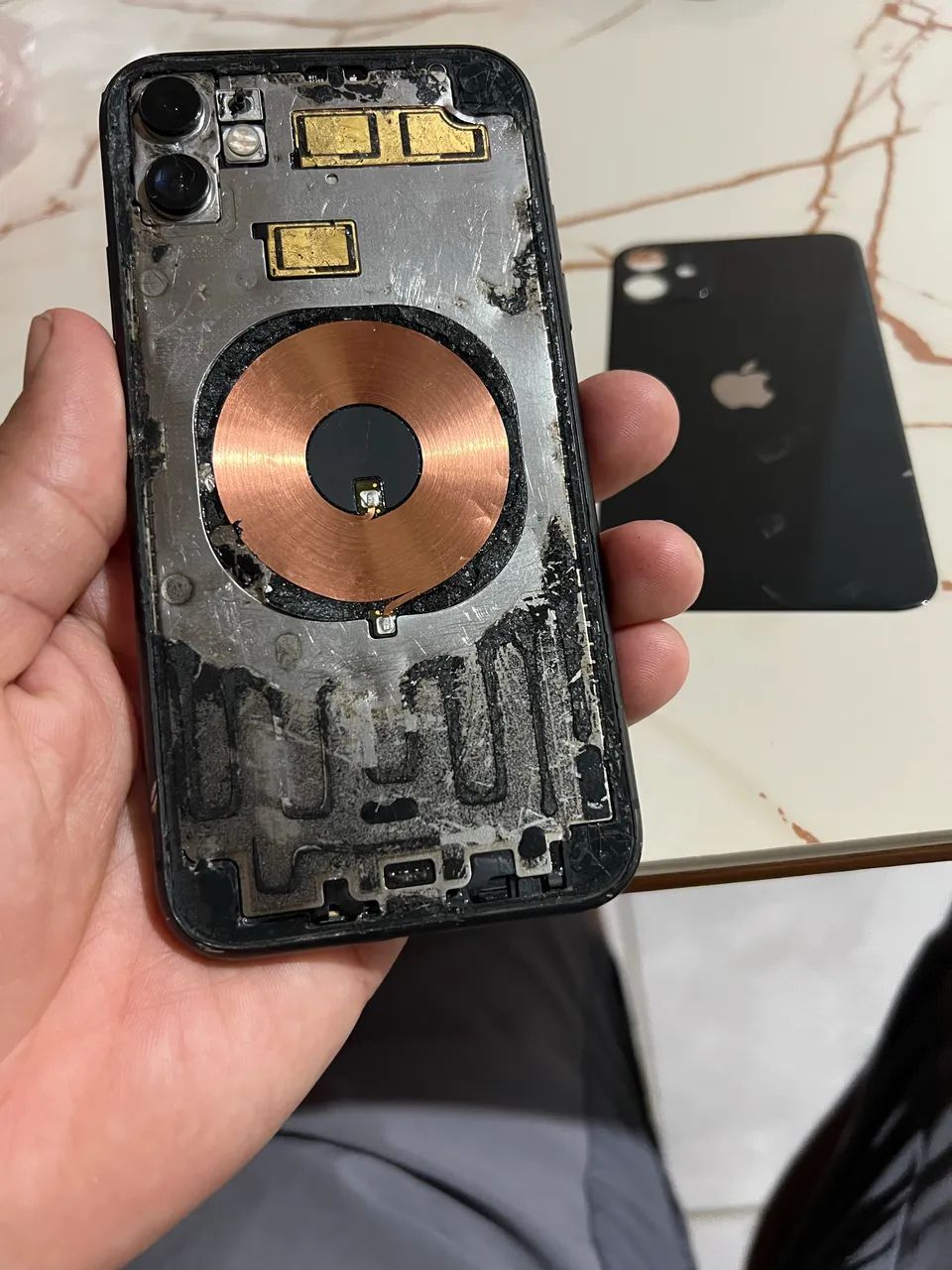 iPhone 11 128 GB R$450 pra vender rápido  - Foto 3