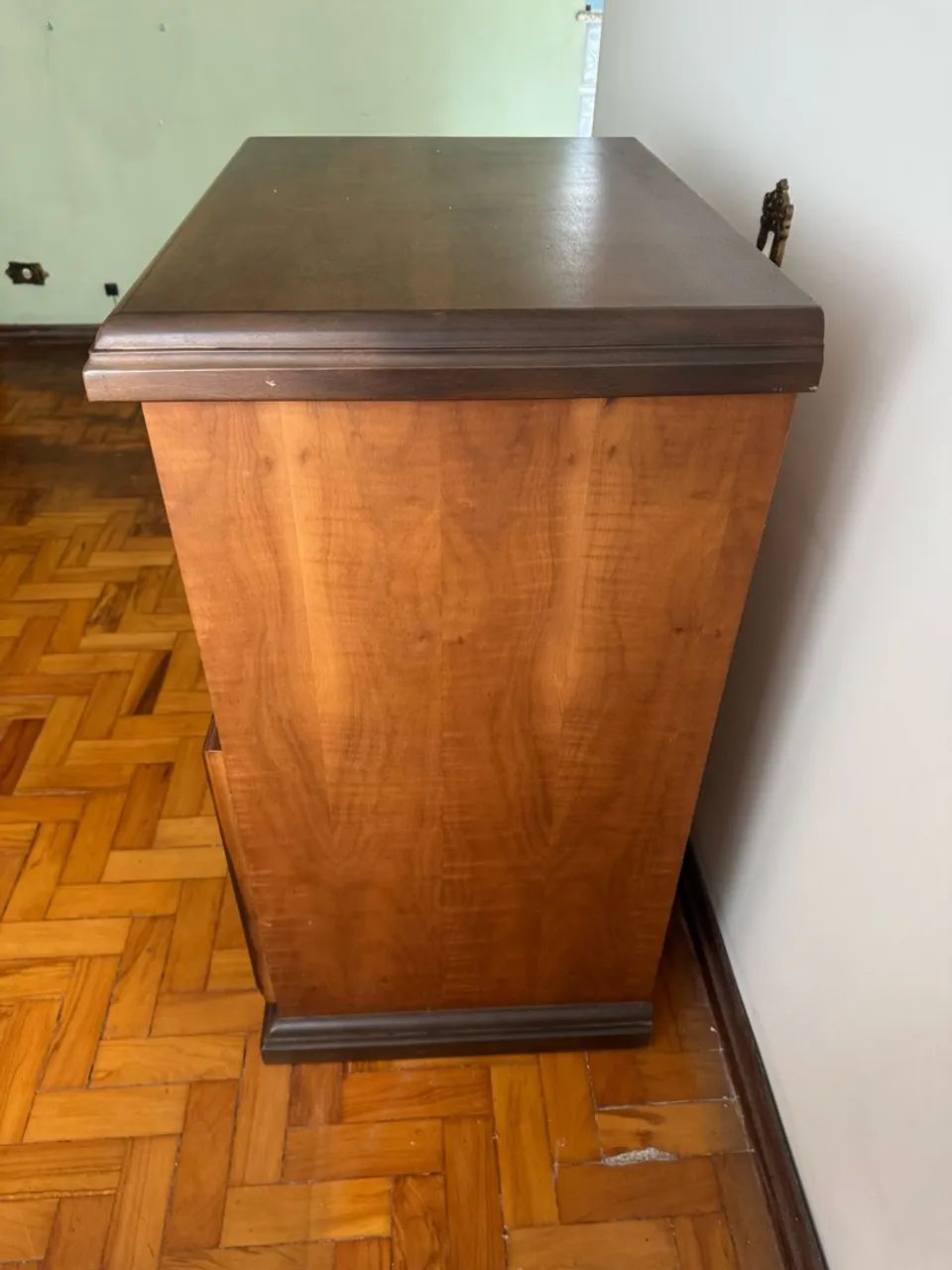 Sofá e rack de madeira  - Foto 4