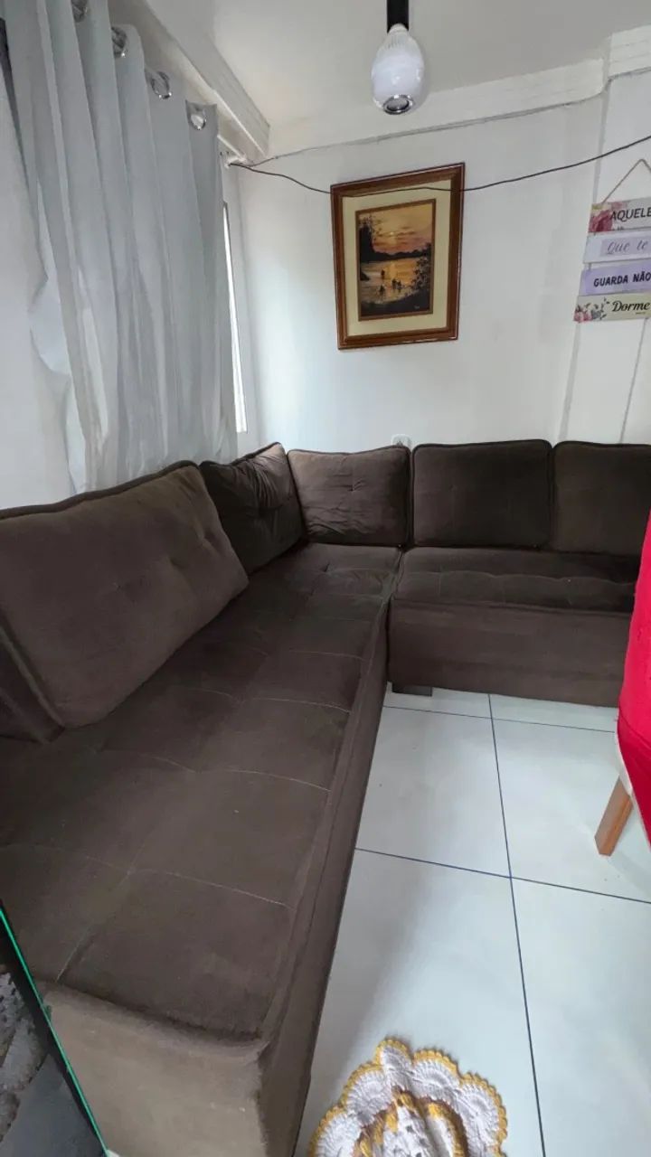 VENDO SOFÁ SEMINONO, CONSERVADO E SEM DETALHES - Foto 3