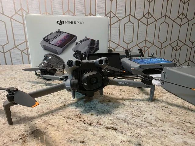 DJI Mini 5 Pro Fly More Combo (Controle DJI RC2 com tela integrada) - Foto 2