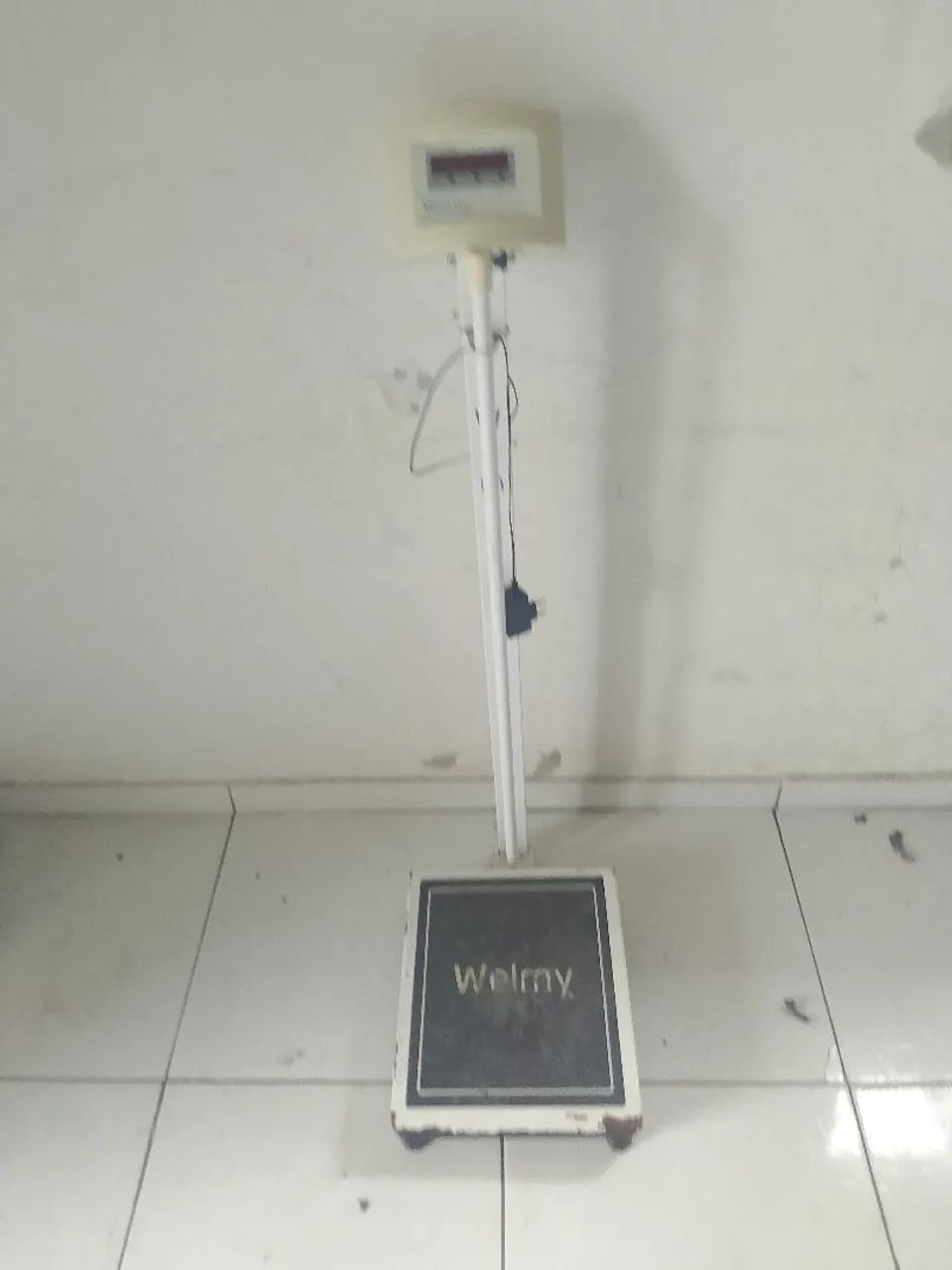 Vendo uma balança 