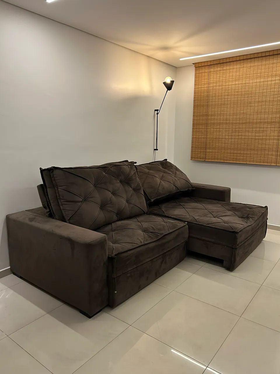 Sofá suede retrátil - Foto 2