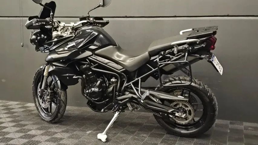 Tiger 800 2015 Preta - Foto 2