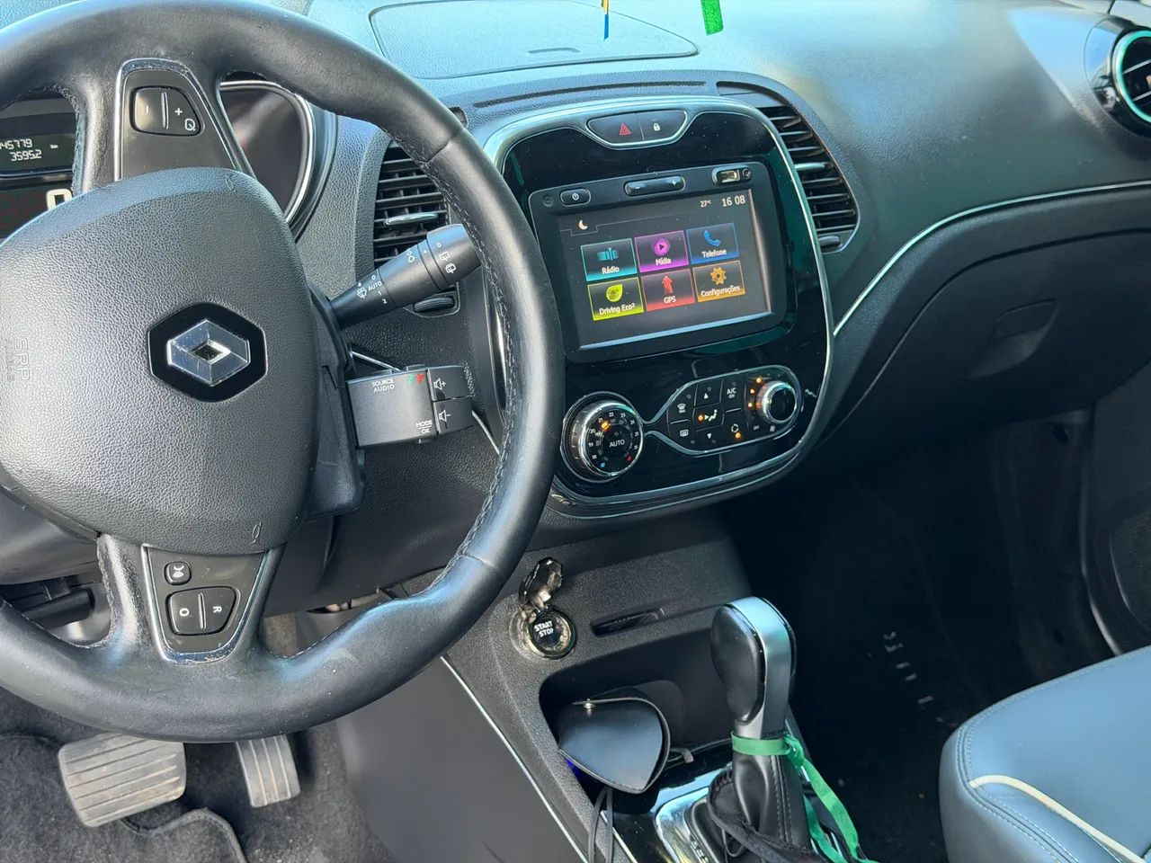Renault Captur Intense 1.6 16V Flex 5P Aut. 2018 - Foto 2