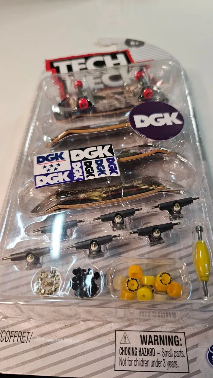 Tech Deck DGK Kit com 4 - Foto 3