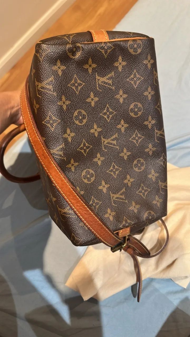 Bolsa Louis Vuitton - Foto 2