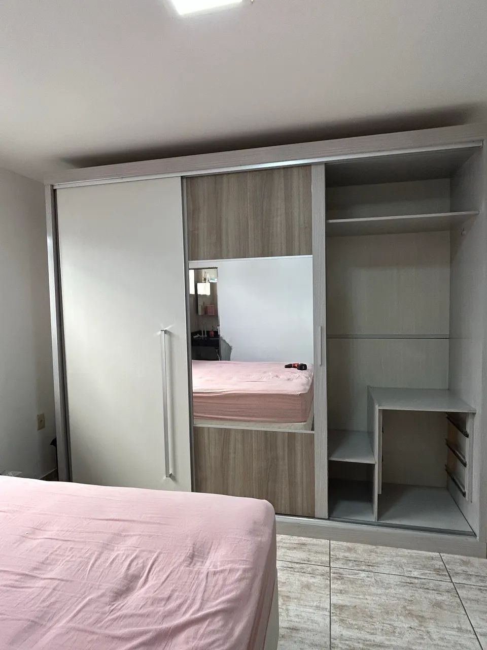Guarda-roupa e Cabeceira de Casal - Foto 2