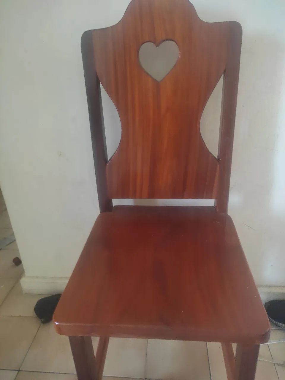 Mesa de jantar e cadeiras de caqueira infernizada  - Foto 2