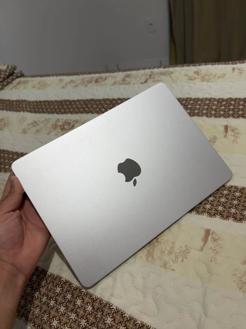 MacBook M4 16GB Prata - Na garantia de fábrica