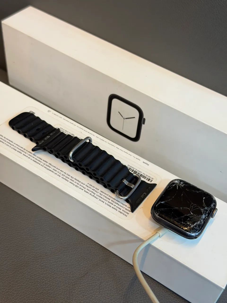 R$400 séries 4 44MM  