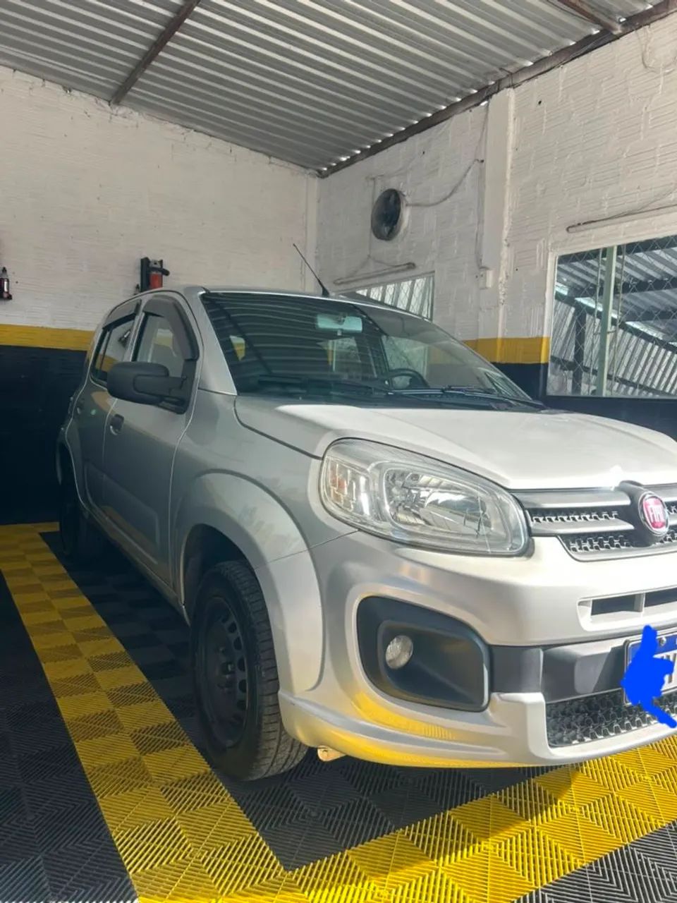 Fiat Uno Attractive 1.0 Flex 6V 5P 2017