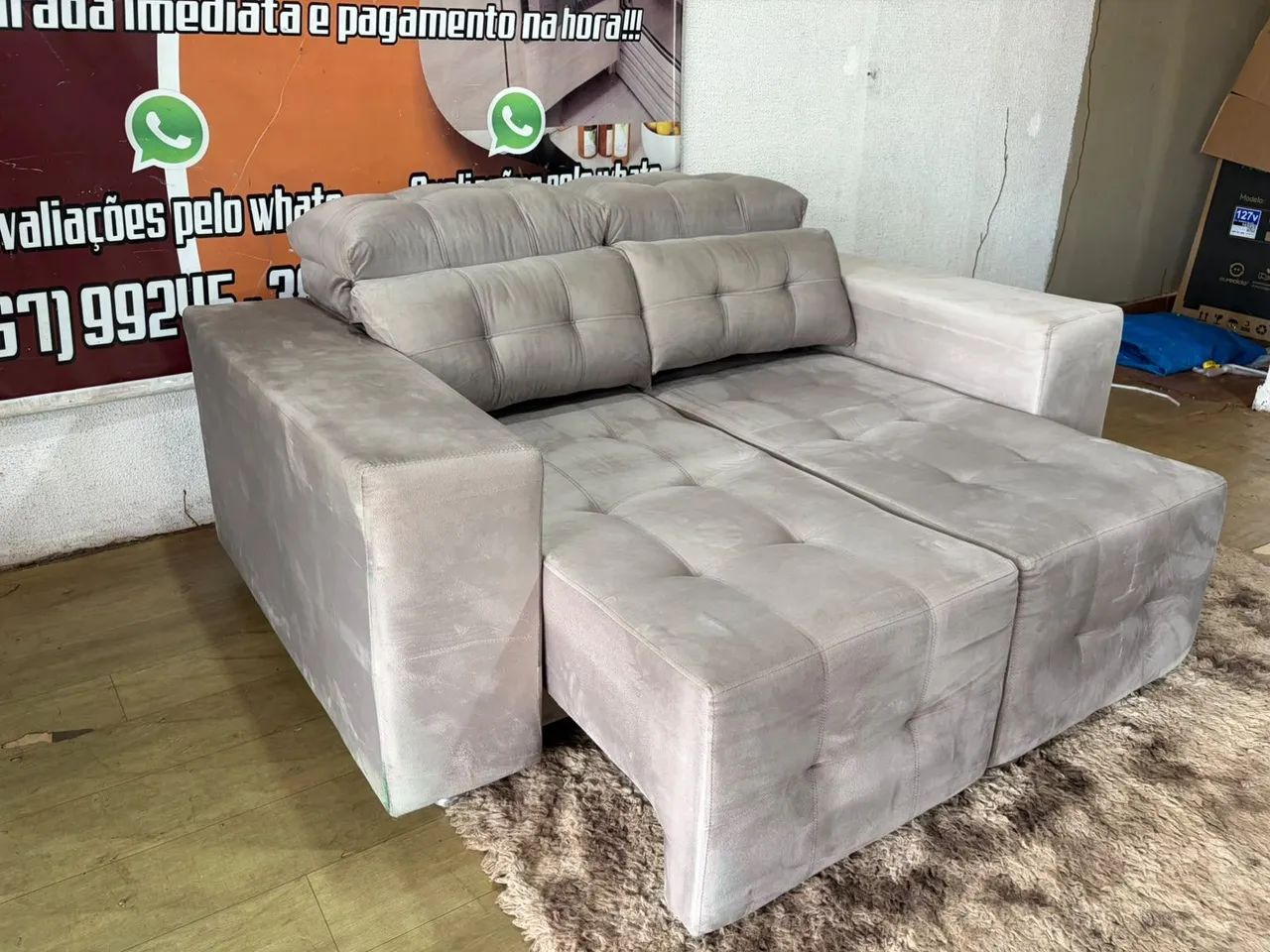 Sofá retrátil reclinável sem uso perfeito ! 