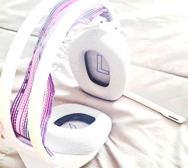 Headset Gamer Logitech G733  branco com microfone - Foto 4