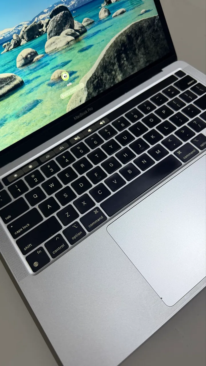 macbook pro m1 512