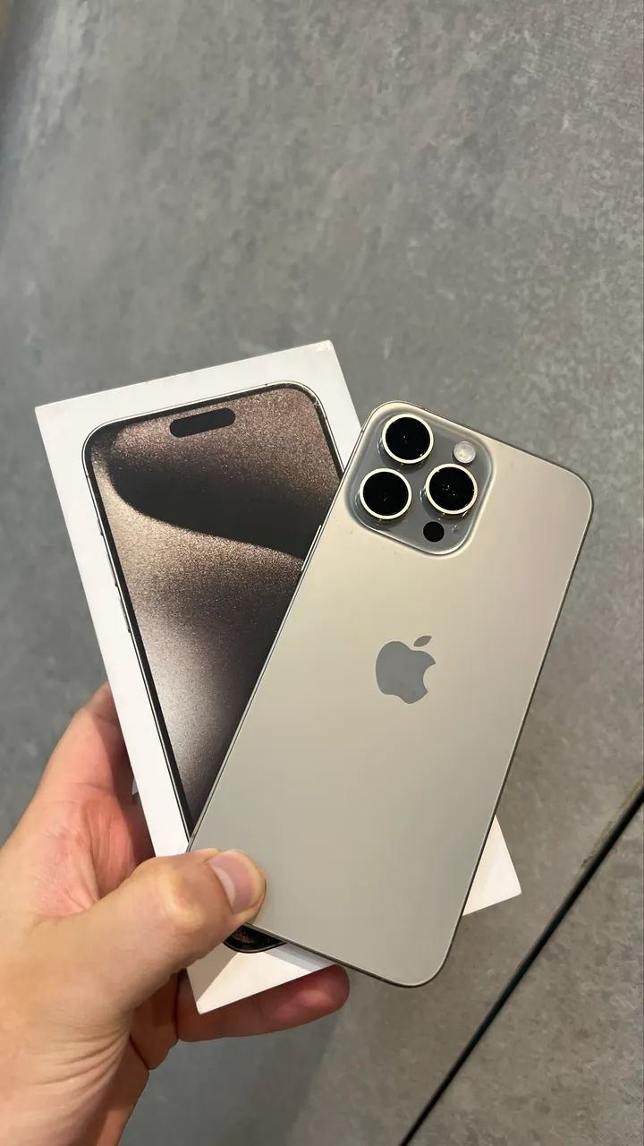 iPhone 15 Pro Max 256gb - Celulares e Smartphones - Camboim