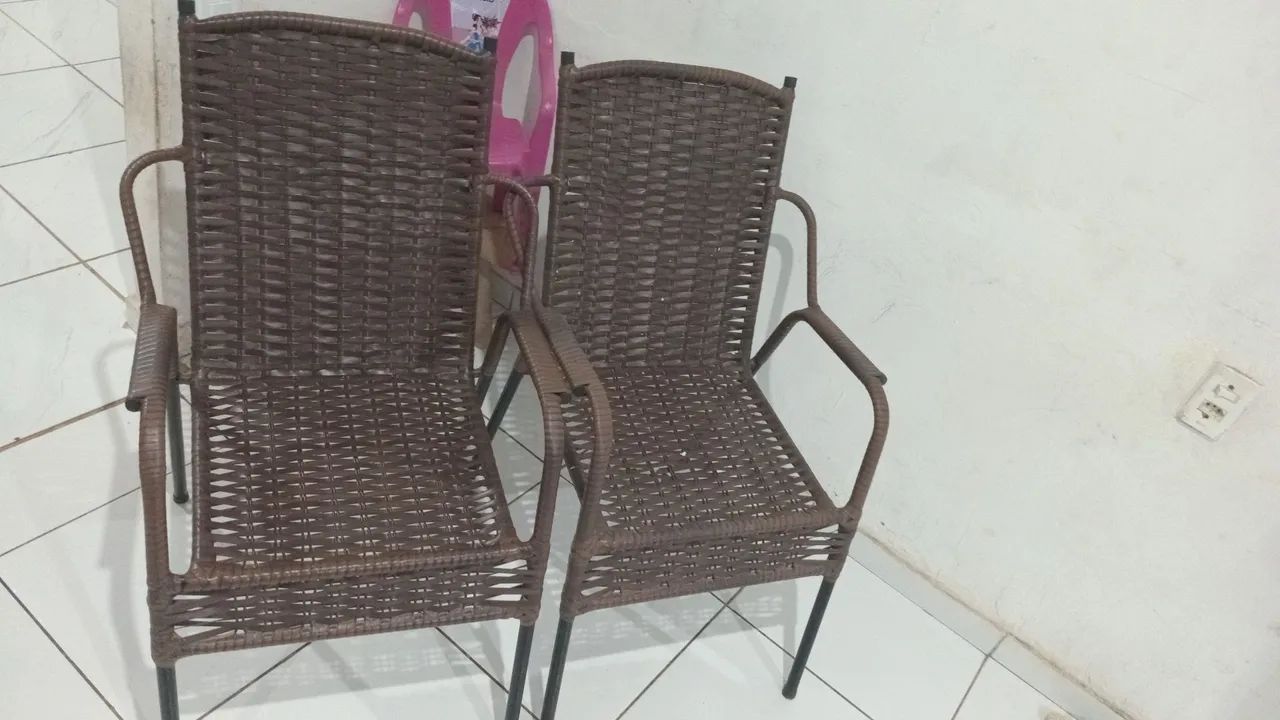 Jogo de cadeiras 
