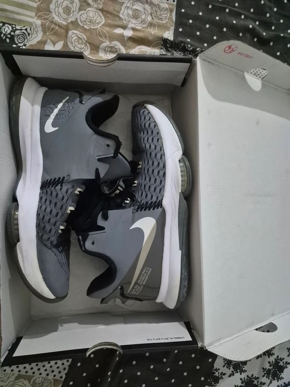 Tênis Nike LeBron Witness 5 Cool Grey ORIGINAL - Foto 4