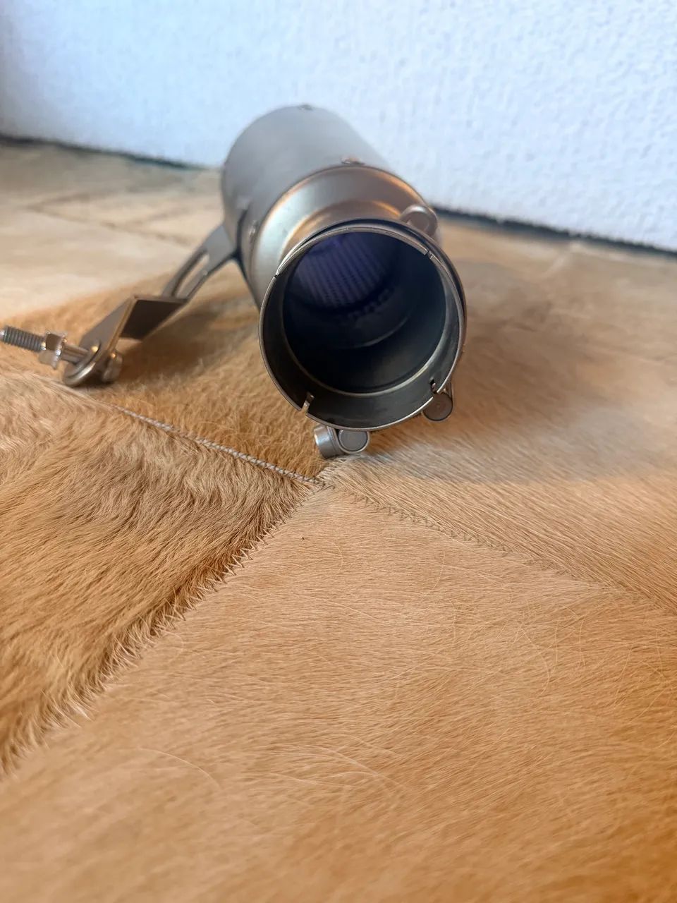 Cano esportivo original Akrapovic - Foto 7