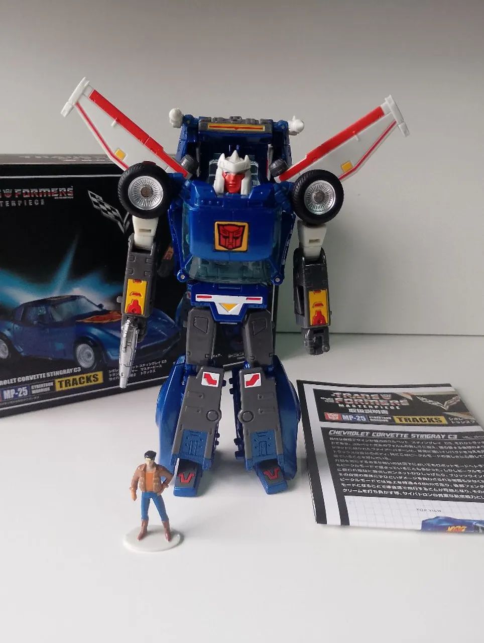 Transformers Masterpiece MP-25 TRACKS 
