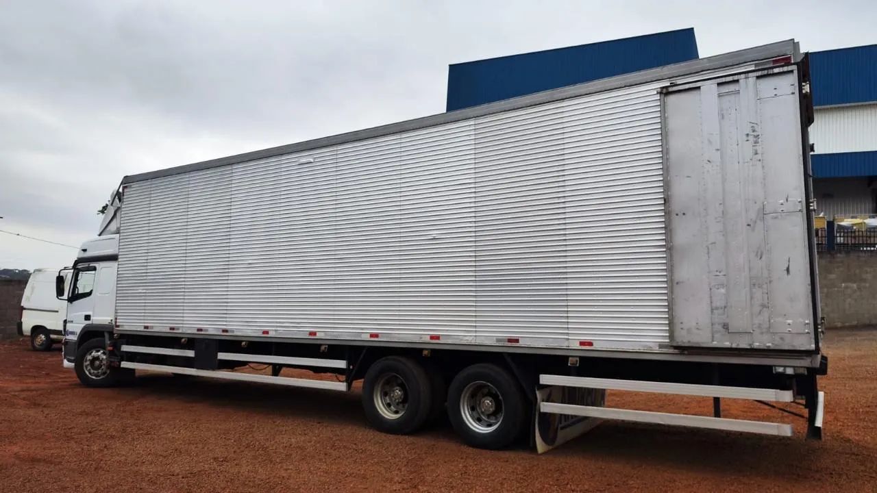 Mercedes Benz Atego 2429 2014 - Foto 2