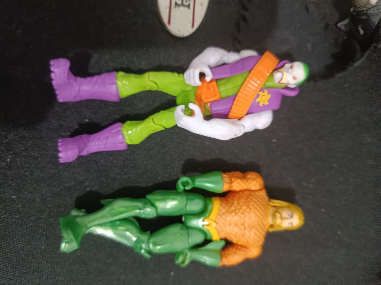 Super heróis Marvel original entre 10 e 11cm 