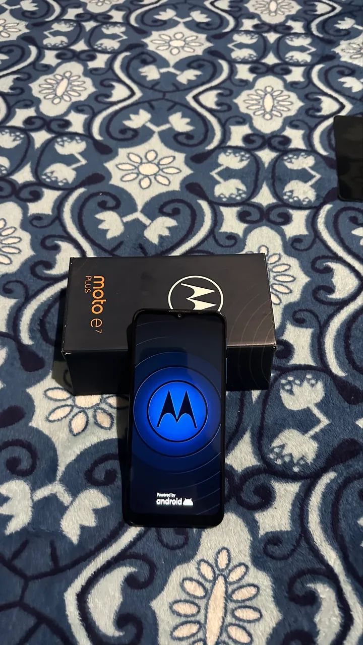 Motorola Moto E7 Plus - 64GB / 4GB RAM (Com Caixa) - Foto 3