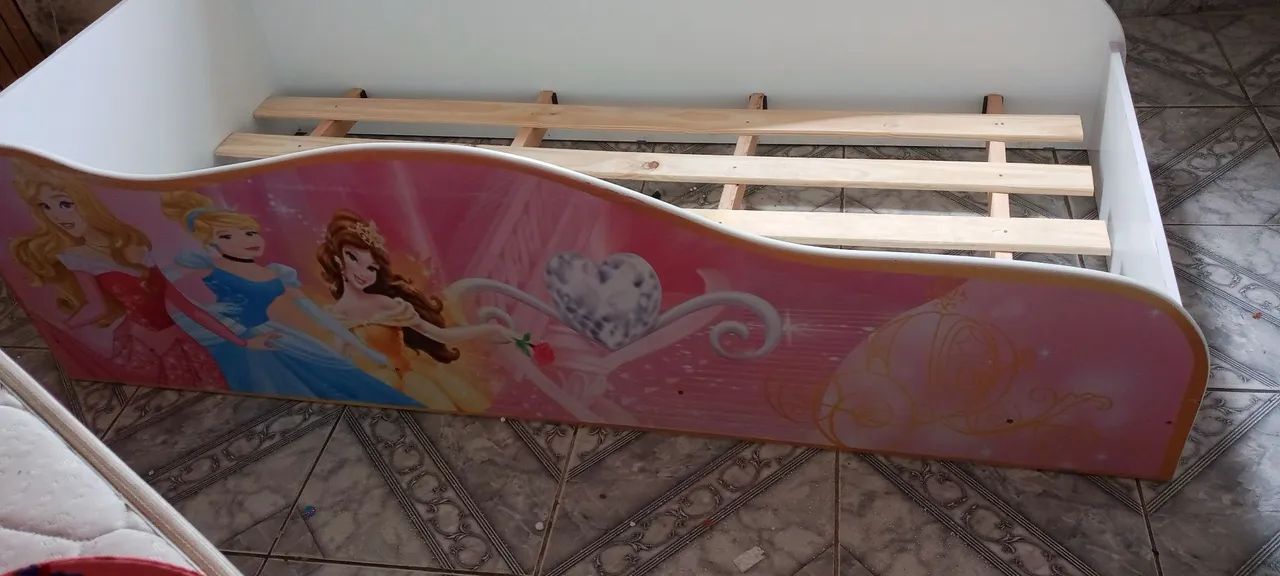 CAMA INFANTIL DE PRINCESA NUNCA UTILIZADA  - Foto 2
