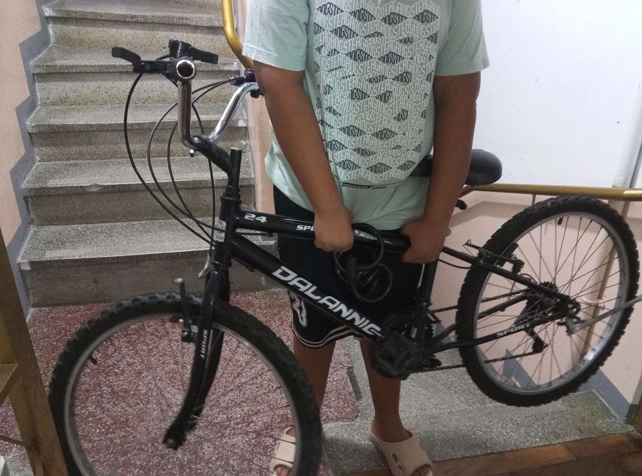 Bicicleta aro 24 usada - Foto 5