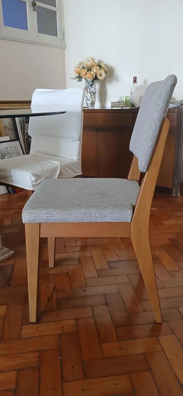 Mesa tampo de vidro c/ base em mármore + 4 cadeiras - Foto 3