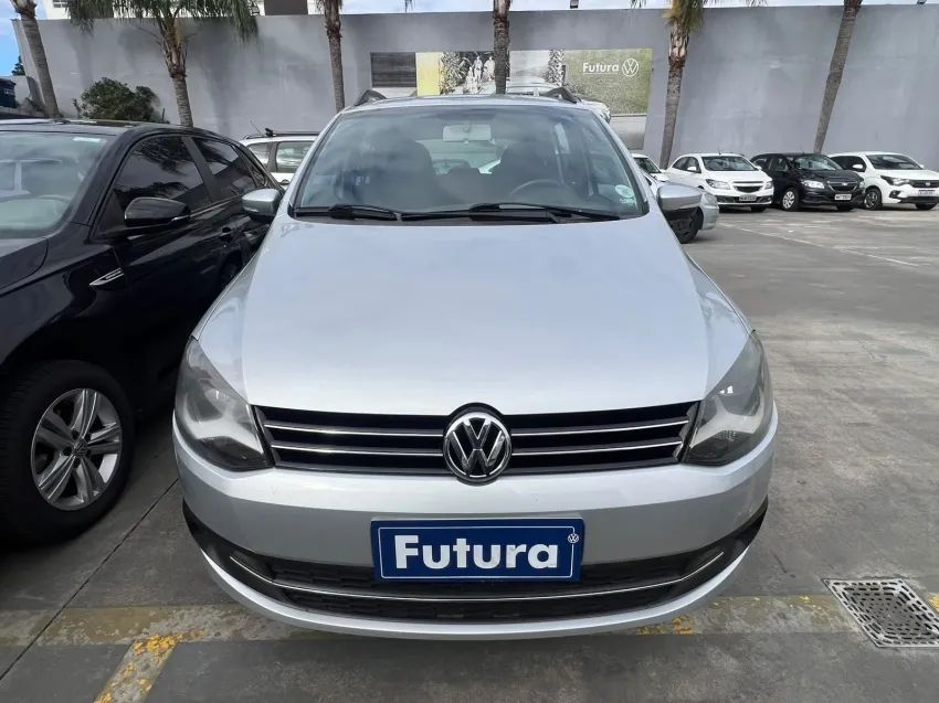 Volkswagen Spacefox 1.6 Trendline Total Flex 8V 5P 2012 - Foto 2
