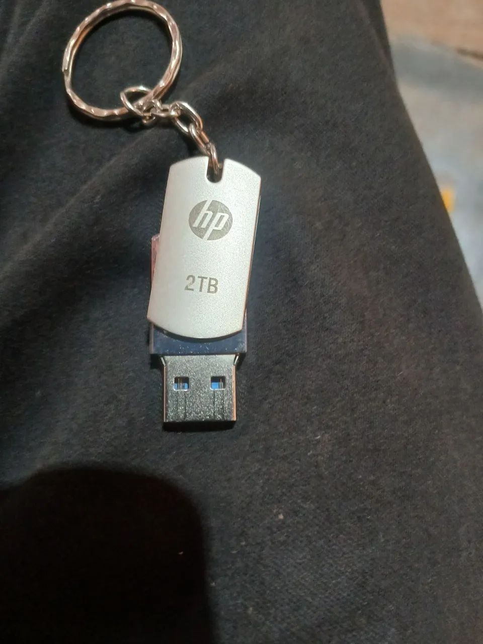 Pen drive novo  de 2 Tb 