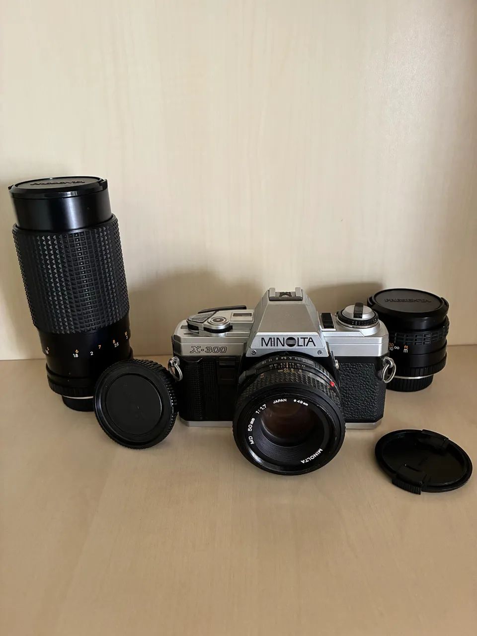 Câmera Analógica Minolta X-300 + 3 Lentes - Câmeras e Filmadoras