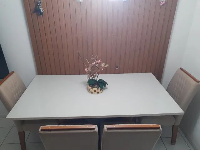 Mesa de Jantar + 4 Cadeiras - Foto 3