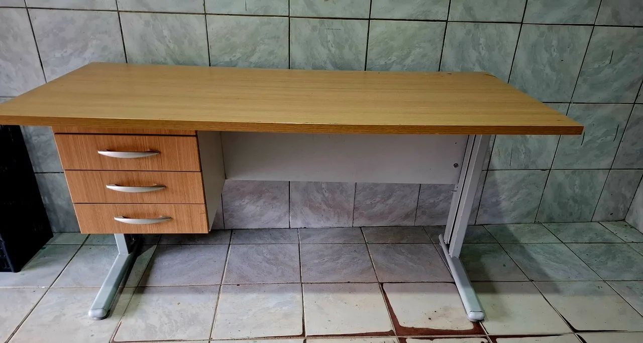 Mesa de escritório 