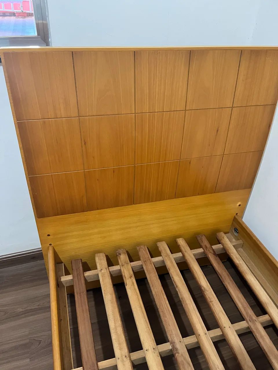 CAMA DE MADEIRA MACIÇA  - Foto 3