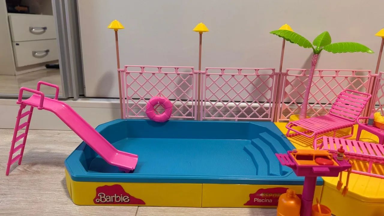 piscina esporte total Barbie 