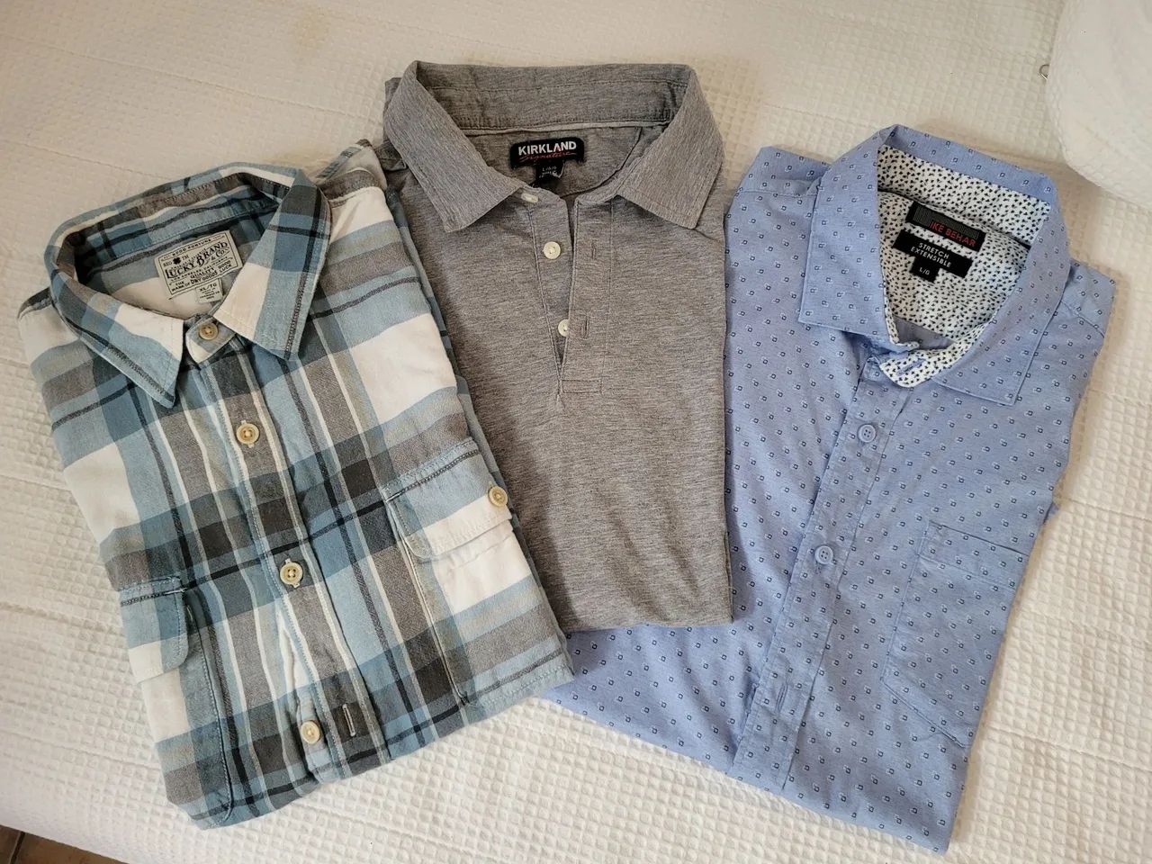 Camisas masc tam G de marca boa