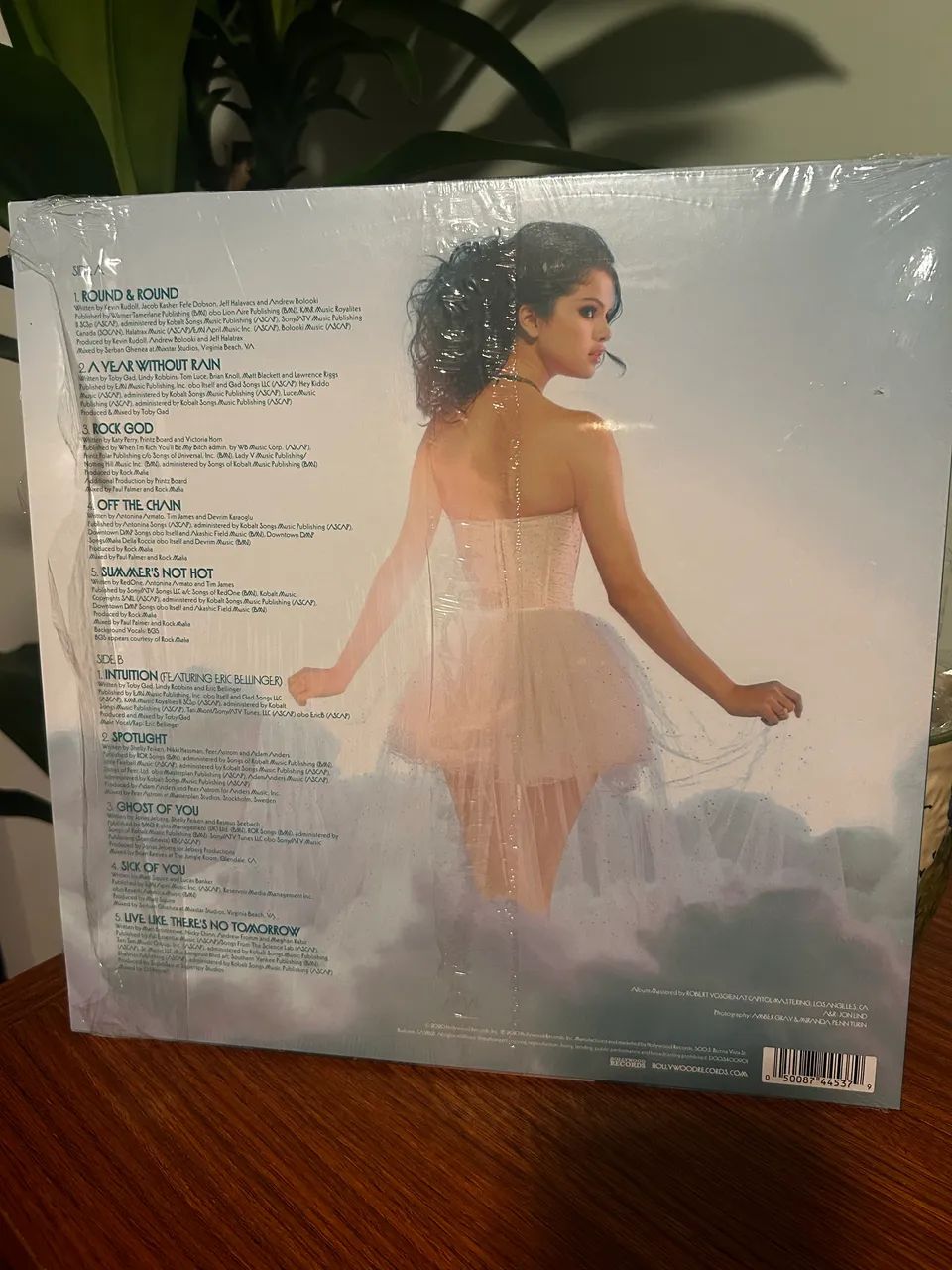 LP Selena Gomez - A Year Without Rain - Foto 2