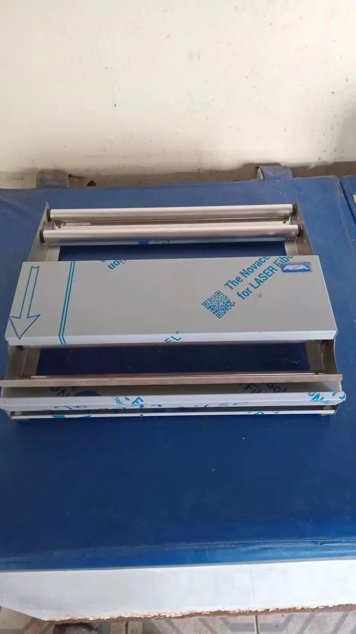 Vendo embaladora nova com caixa
