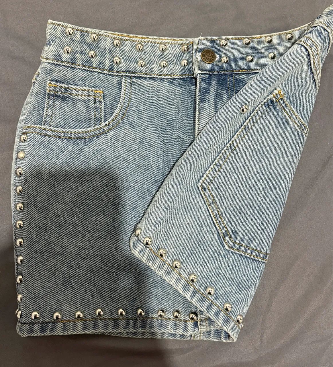 Mini Saia Jeans com Studs