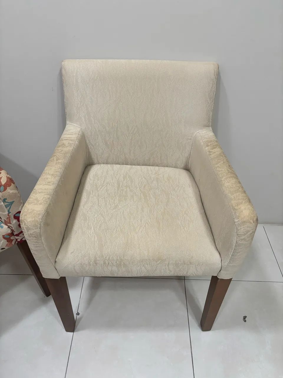 Poltrona pra sala ou quarto  - Foto 2