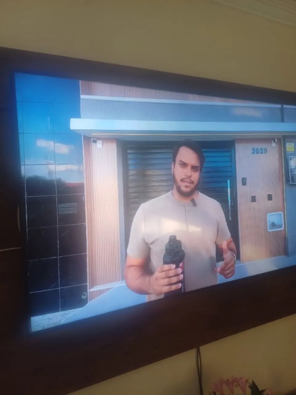 Vendo televisão  samsung  55 polegadas  nova com kaoker 2500 - Foto 3