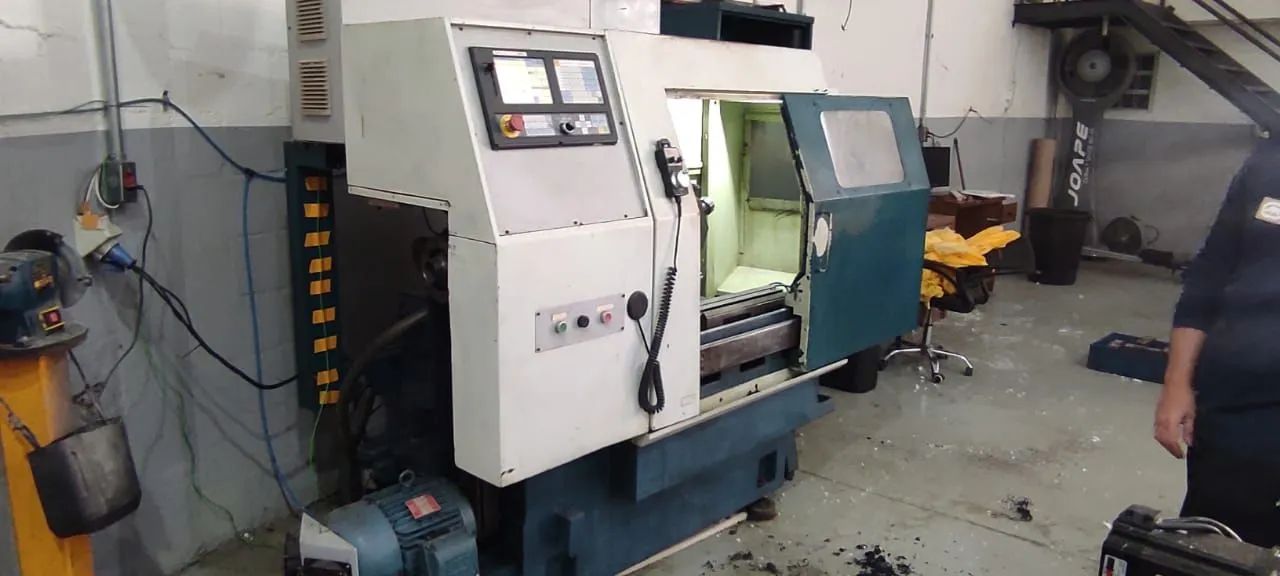 Torno CNC Galaxy - Foto 3