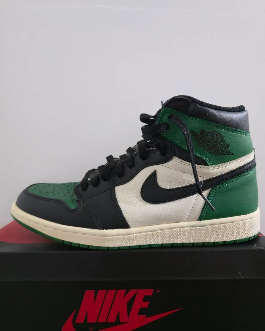 Nike Jordan 1 pine green  - Foto 4